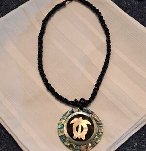 Vintage Abalone and Mother of Pearl seed bead strand necklace Turtle Pendant